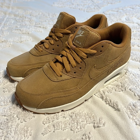 Nike Tan Sneakers Air Max 90 Premium - Picture 12 of 13